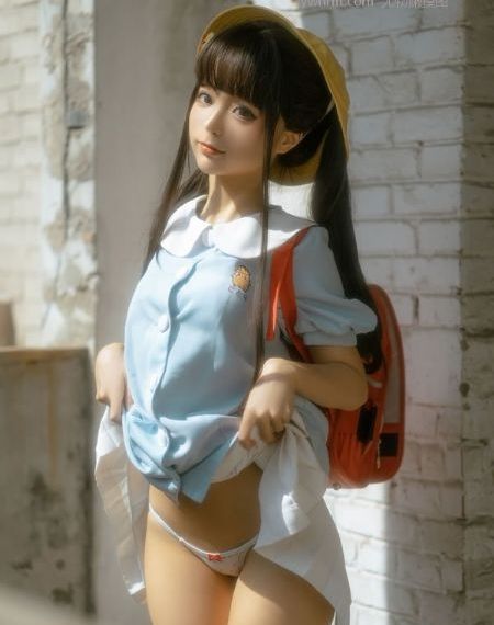 女大学生在线_超清完整在线观看