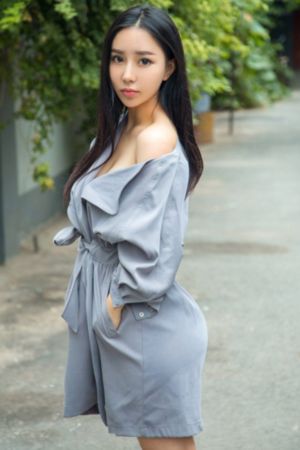 《年轻女教师2》在线播放_BD韩语电影在线看