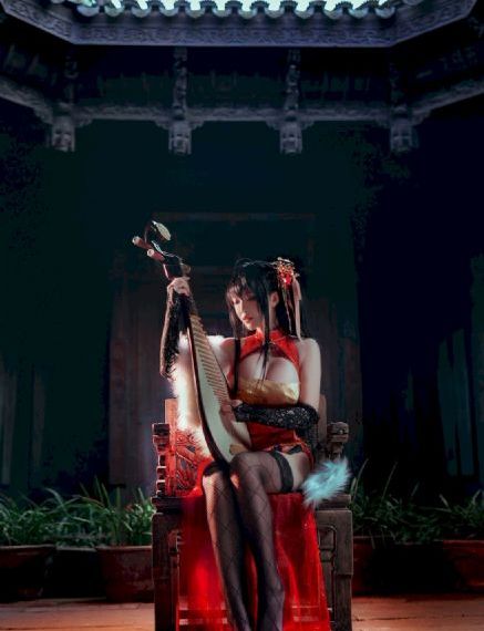 秋霞色_短视频完整无删减版